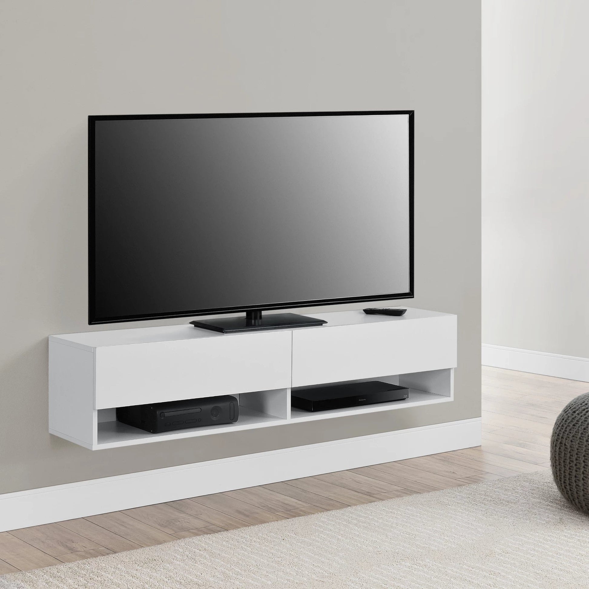 In And OutdoorMatch Luxe Zwevende Kast Helen - 140x31x30 cm - Max 25 kg - Wit - Spaanplaat - Deluxe Design TV cabinet