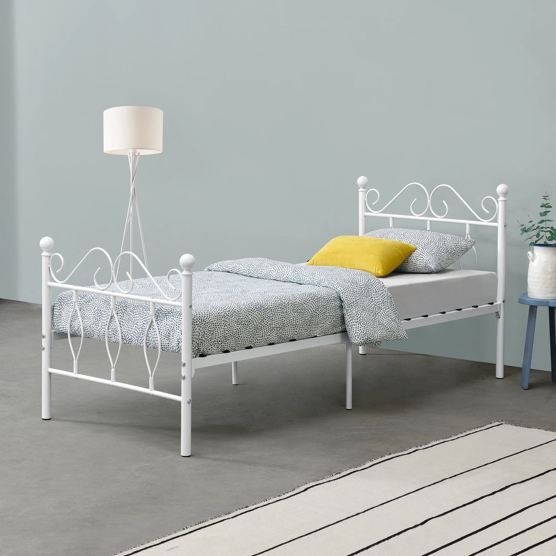 In And OutdoorMatch Metalen Bed Yvonne - Staal - Met Bedbodem - 90x200 cm - Wit - Snelle Montage Eén persoon slapen