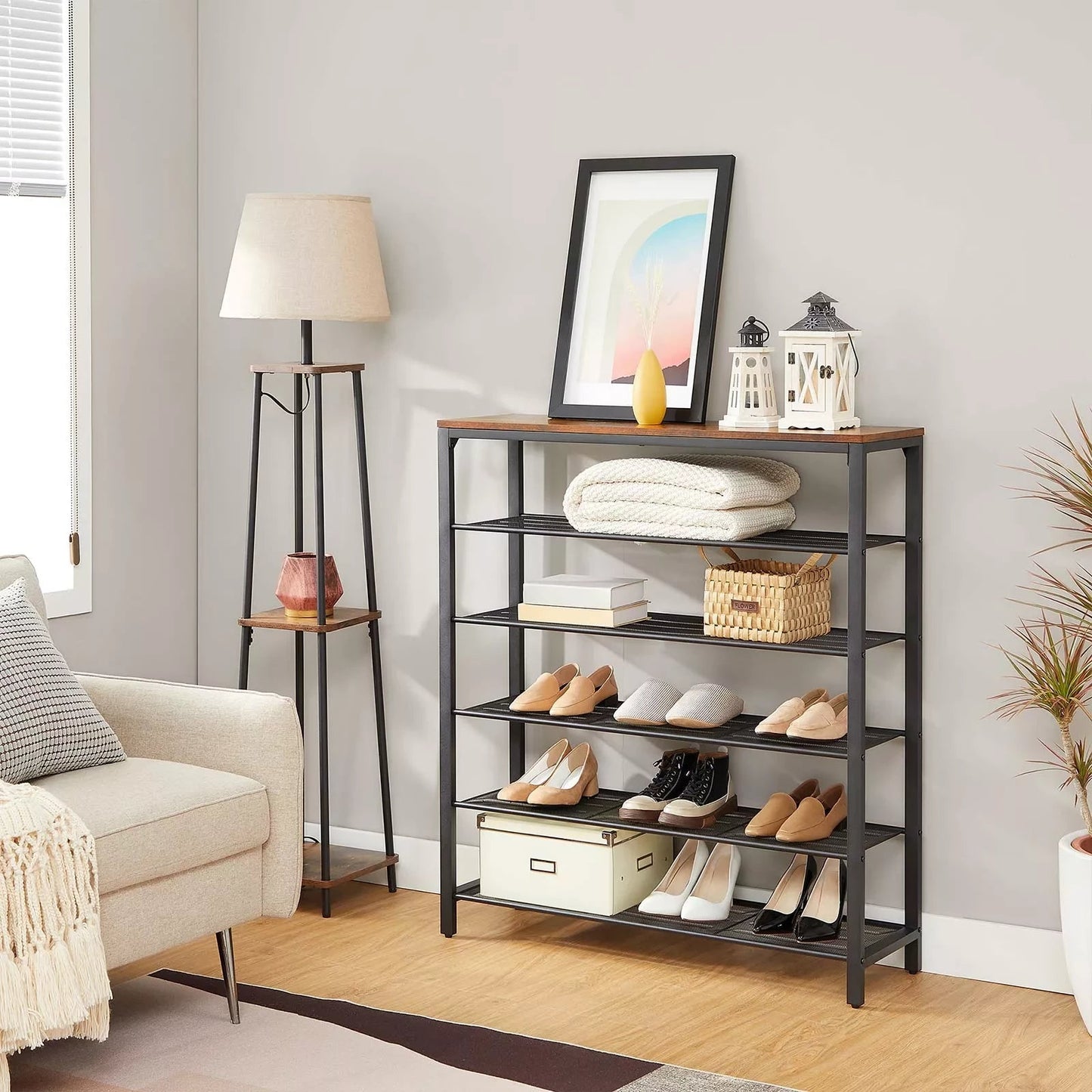 In And OutdoorMatch Schoenenrek Zoey - 5 roosterniveaus - Royale Oppervlak - Metalen Frame - Industrieel Ontwerp, Vintage Bruin/Zwart - 100x30x110cm shoe rack