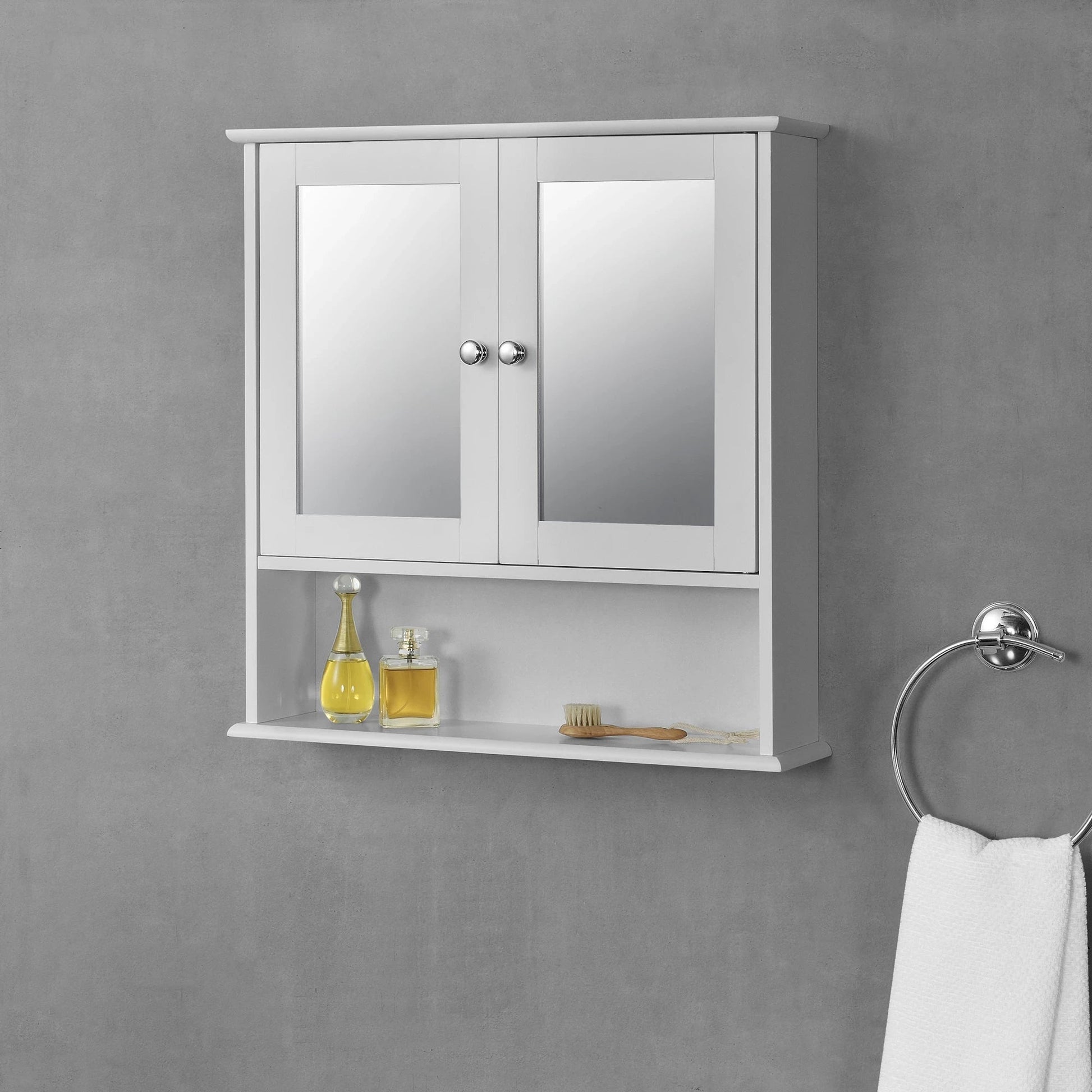 In And OutdoorMatch Spiegelkast Kira - Voor Wandmontage - MDF - 58x56x13 cm - Wit - Stijlvol Design Badkamerkast