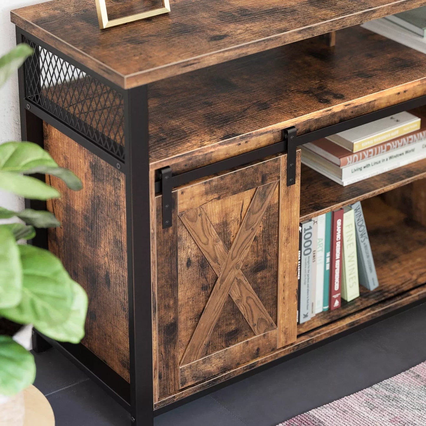 In And OutdoorMatch TV Kast Davon - TV Tafel met 2 Schuifdeuren - Voor TV&#39;s t/m 60 inch - Met Verstelbare Planken - Industrieel Design - Vintage Bruin/Zwart Kast