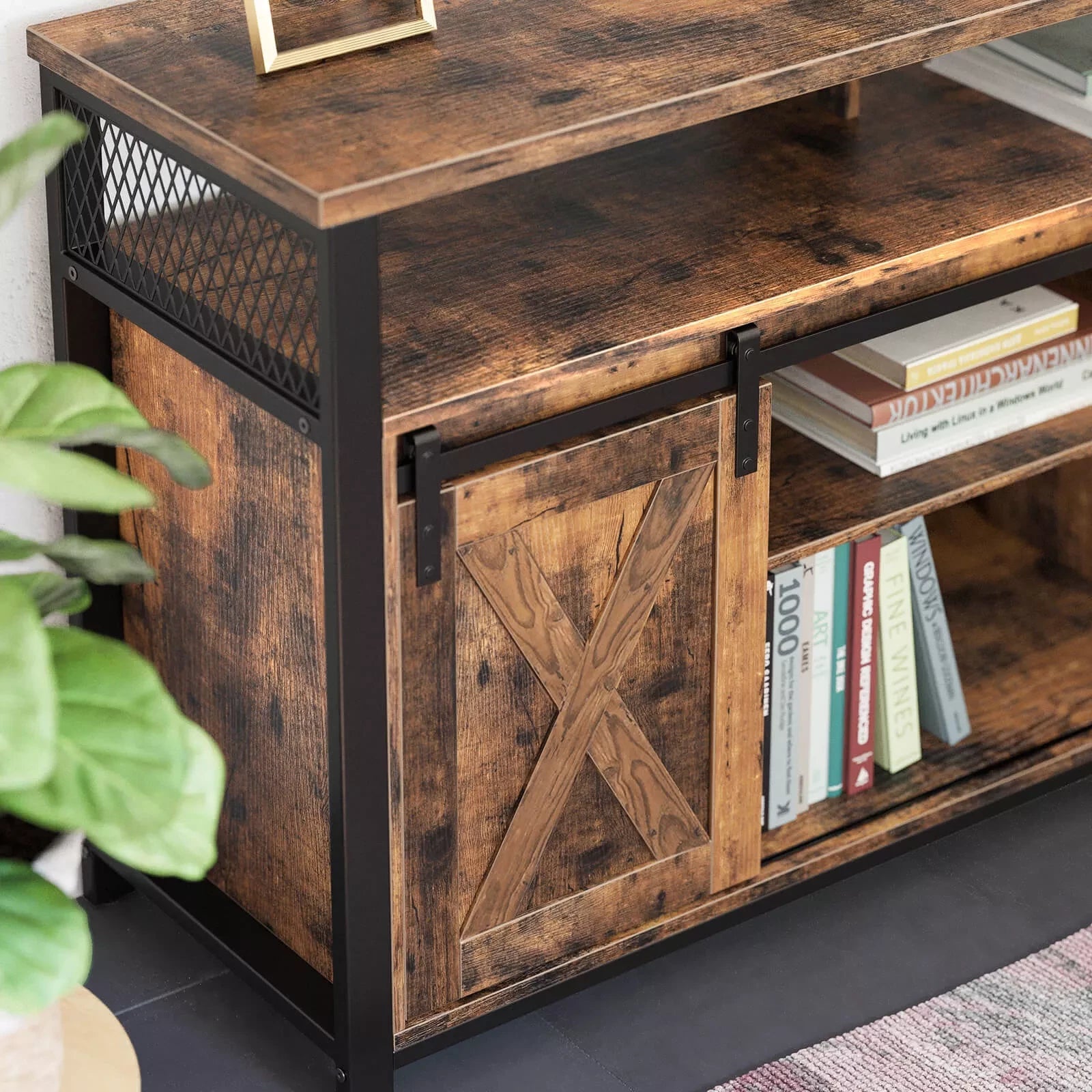 In And OutdoorMatch TV Kast Davon - TV Tafel met 2 Schuifdeuren - Voor TV&#39;s t/m 60 inch - Met Verstelbare Planken - Industrieel Design - Vintage Bruin/Zwart Kast